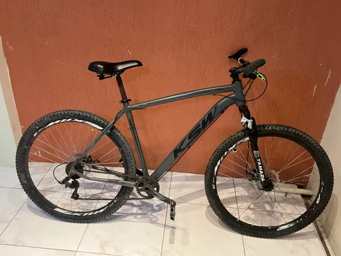 Bicicleta aro 29 em alumínio