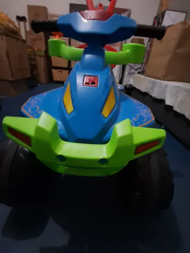 Quadriciclo carrinho de passear para bebê Bandeirantes 