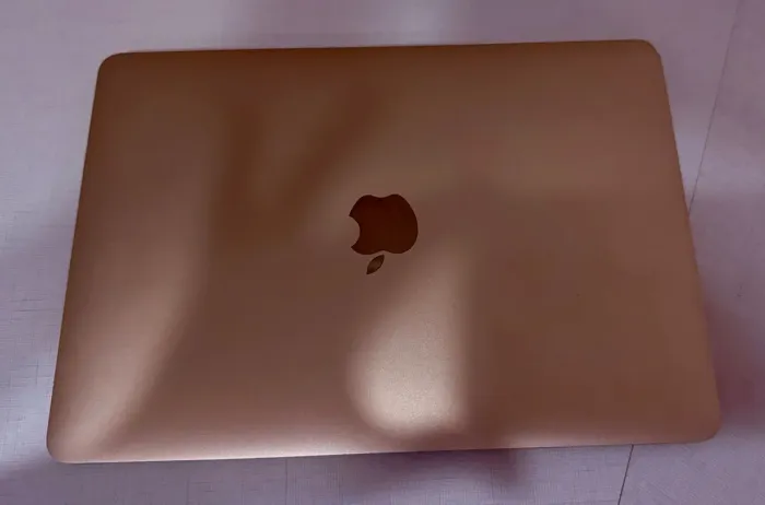 VENDO - MACBOOK