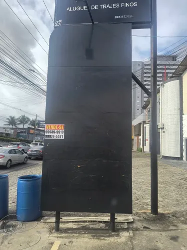 Totem de publicidade 