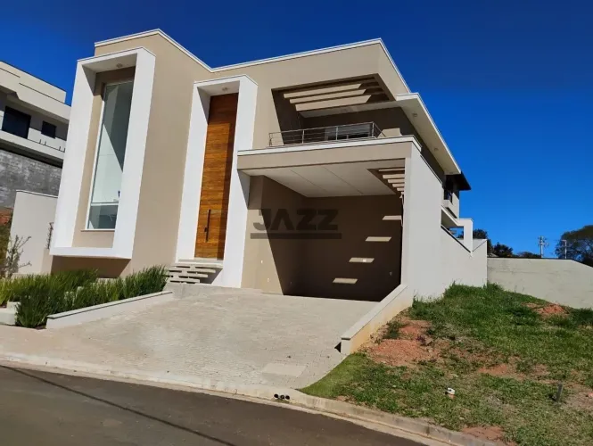 Casa em Condomínio de Alto Padrão -, Atibaia