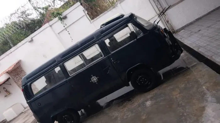 Volkswagen Kombi Standard/ Luxo/ Serie Prata 1999
