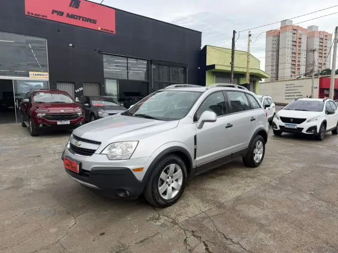 Chevrolet Captiva 2.4 SFI Ecotec FWD 16V Gasolina 4P Aut. 2012