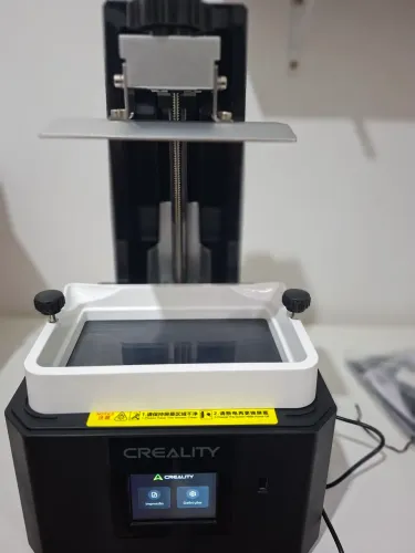 Impressora 3D Harot R6 e maquina de cura elegoo