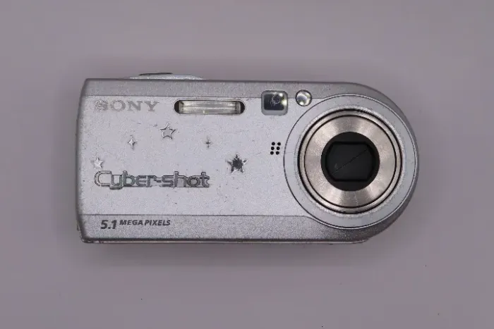 Sony CyberShot P100