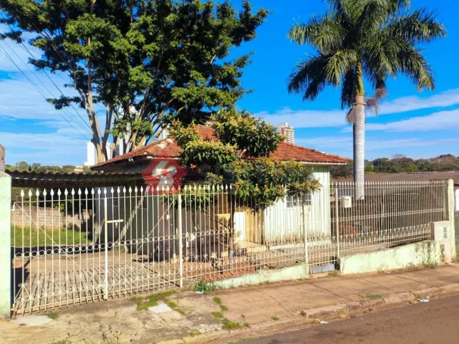 Casa térrea no bairro Vila Malaman em Presidente Prudente