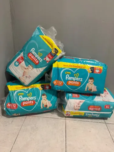 Fralda pampers pants M 112 un cada