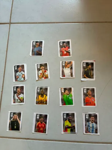 Vendo figurinhas da coca cola completo + avulsas