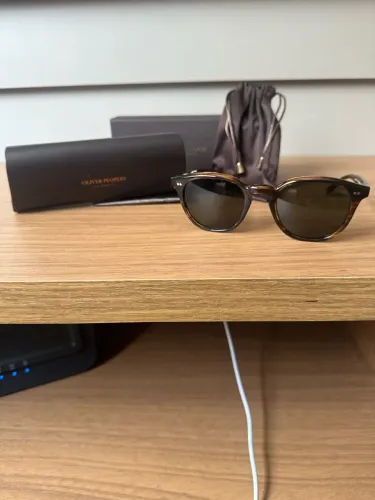 Oculos de Sol Oliver Peoples Desmon Sun
