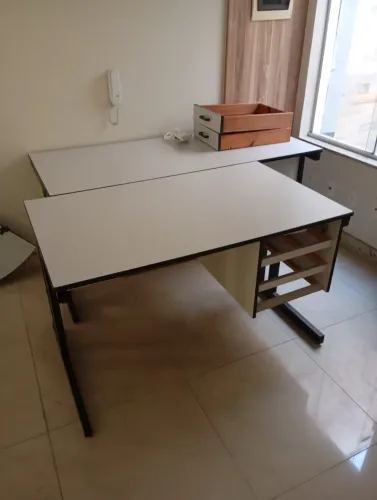 Mesas,e cadeiras a venda
