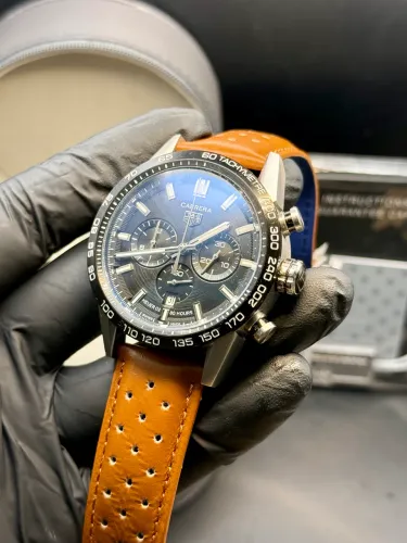 Relógio Tag Heuer Carrera - Couro - Quartzo - 43mm - Safira - Prem AAA+