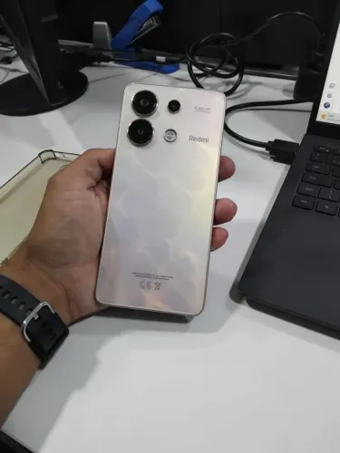 Redmi note 13 + Realme C55