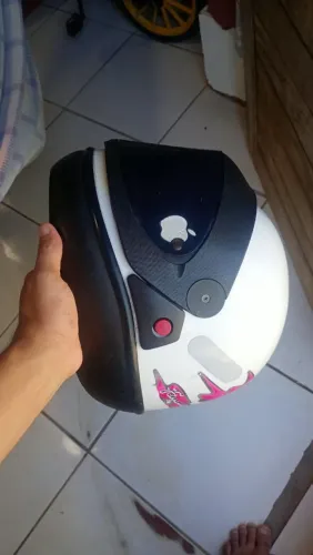Capacete San Marino Semi Novo, Unissex Tamanho 56