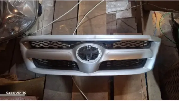 Grade Hilux Original 