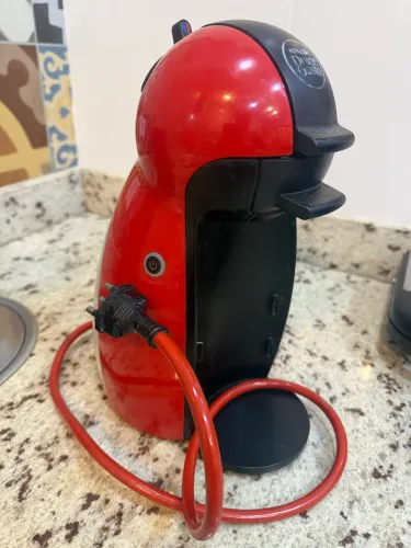 Cafeteira expresso dolce gusto