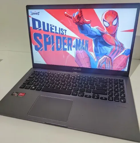 Notebook Asus Ryzen 5 3500U 16GB (40 Dias de Uso)