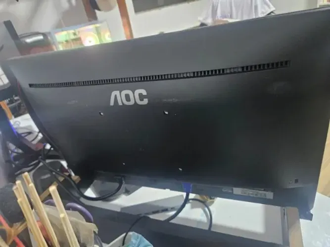 Monitor AOC HDMI 20 polegadas sem base