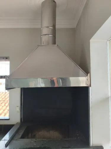 COIFA DE INOX + GRELHA+ CHAMINÉ COM MOTOR