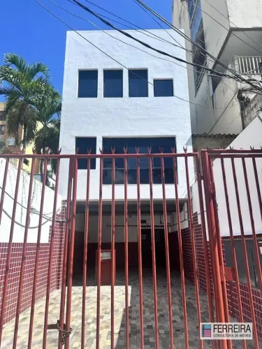 Prédio, 300 m² - venda por R$ 950.000,00 ou aluguel por R$ 9.000,00/mês - Amaralina - Salv