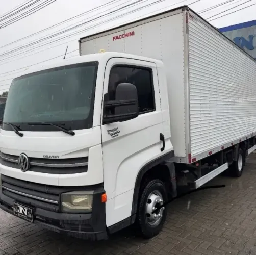 Fretes e Mudanças em Aracaju com  caminhão, Caminhão de Frete e mudanças grande 