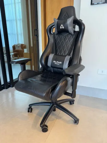 Cadeira Gamer Alpha Usada