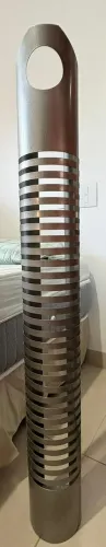 Porta CDs e/ou Luminária