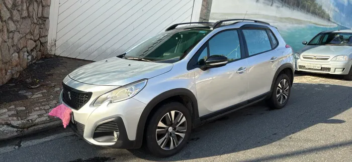 Peugeot 2008 Griffe 1.6 Flex 16V 5P Aut. 2020