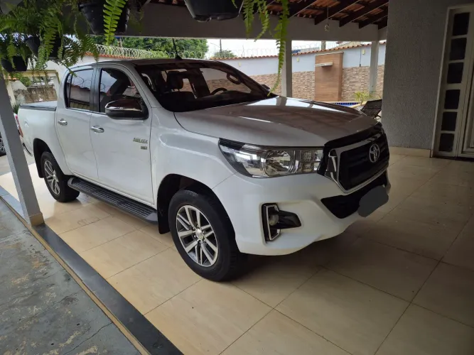 Toyota Hilux CD SRV 4X2 2.7 Flex 16V Aut. 2019