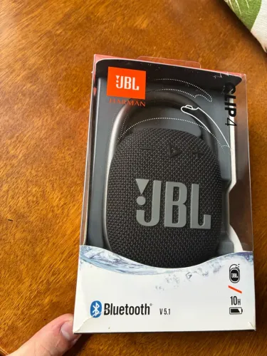 Caixa de som JBL Clip 4