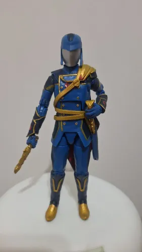 Cobra Commander Regal (Bootleg) - G.I. Joe Classified Series 