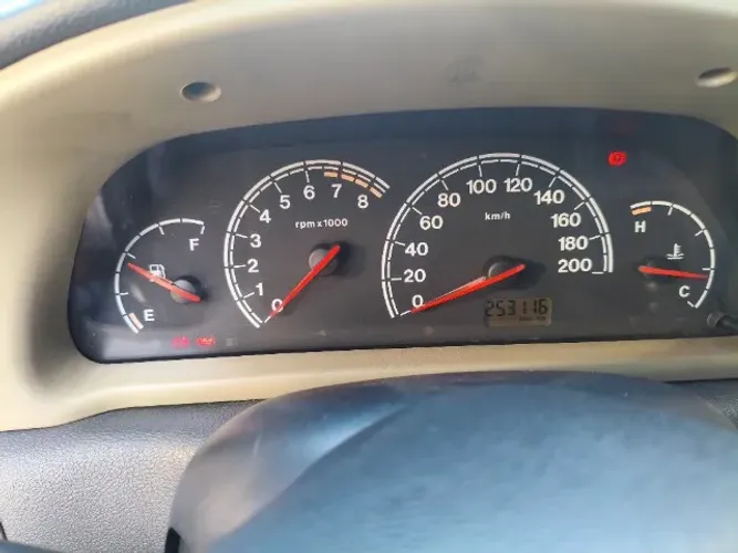Fiat Palio ELX 1.0 MPI Fire 16V 4P (25 Anos) 2001