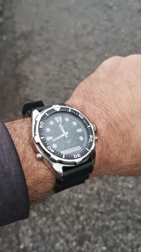 Relógio Casio AQ-600w