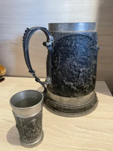 Caneca de Cerveja e Copinho em Peltre - Relíquia H. Bremer (Coleção)