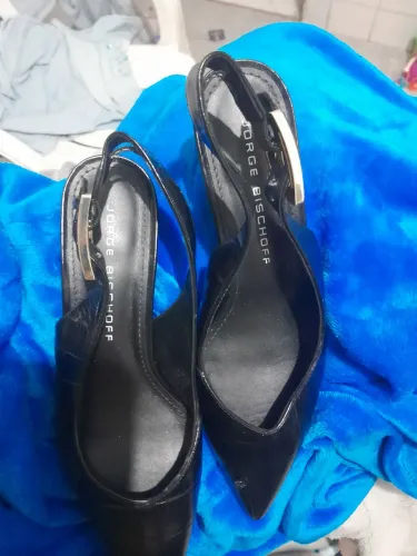 Sapato salto médio de luxo feminino!