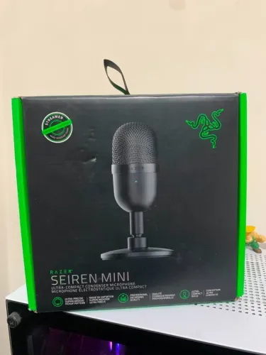 Microfone Razer Seiren Mini