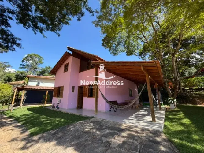 Casa de Campo à Venda PORTEIRA FECHADA em Condomínio Fechado - Domingos Martins