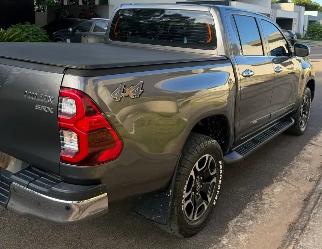 Toyota Hilux CD SRX 4X4 2.8 TDI 16V Diesel Aut. 2022
