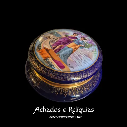 Bomboniere em Porcelana Francesa M Fines Limoges c figuras femininas 