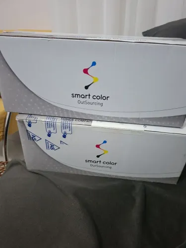 Toner smart color - O toner é o TK-3182, compatível com impressoras Kyocera ECOSYS