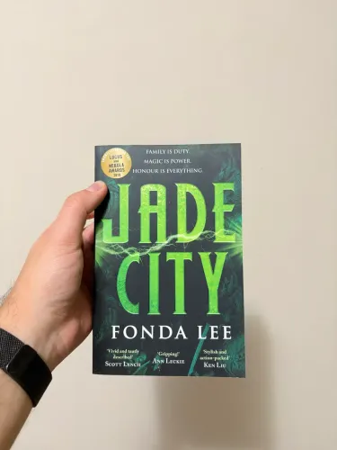 Jade City - livro (Importado)
