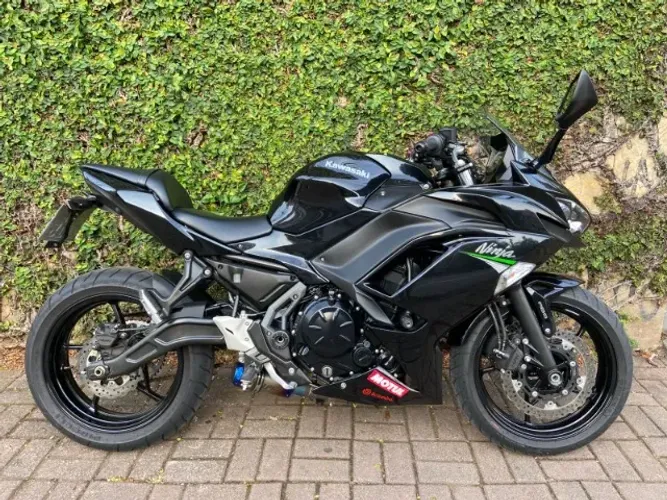 Kawazaki Ninja 650 R 2021