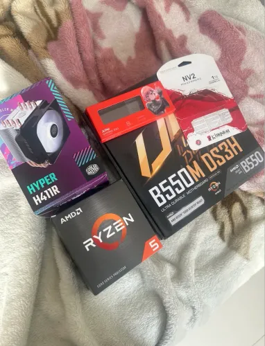 Kit B550m + Ryzen 5600 + 16ram + 1tb SSD + Cooler. Preço negociavel