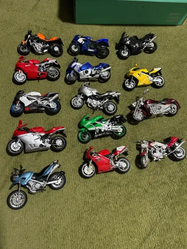 Coleção de Motos miniatura de metal 