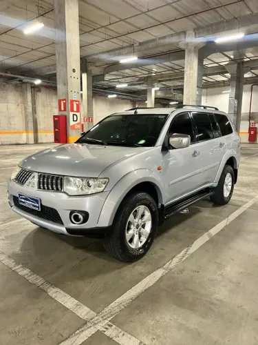 Mitsubishi Pajero Dakar HPE 3.2 4X4 T.I Dies 5P AUT 2012
