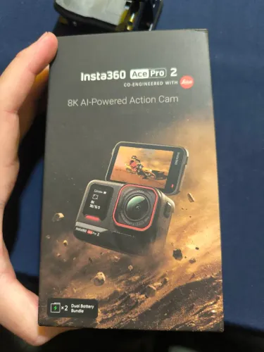 Insta 360 ace 2 pro + mic air