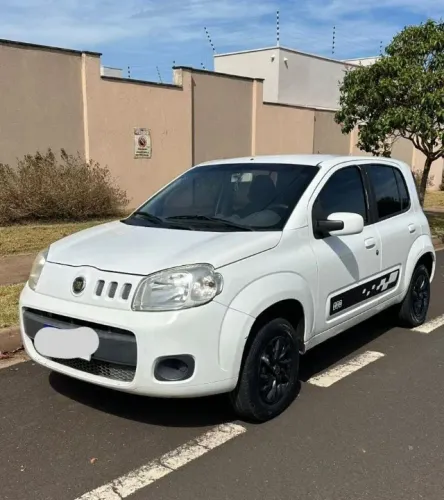 Fiat Uno Vivace/rua 1.0 EVO Fire Flex 8V 5P 2012