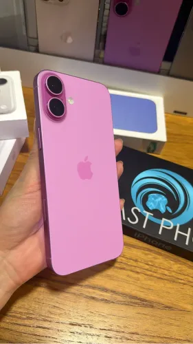 iPhone 16 Plus