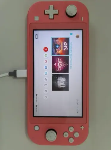 Nintendo Switch Lite (Não Desbloqueado) - R$ 1.100,00