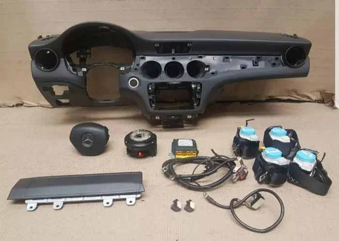 Airbag Mercedes CLA 200 2015 completao
