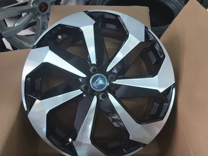 Roda aro 18 Black diamantada